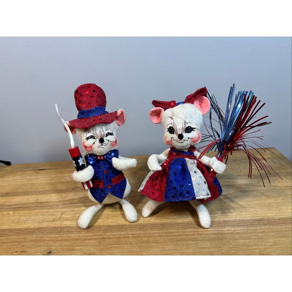 Annalee 6” Patriotic Boy and Girl Mice set 2006 4th of July Mouse